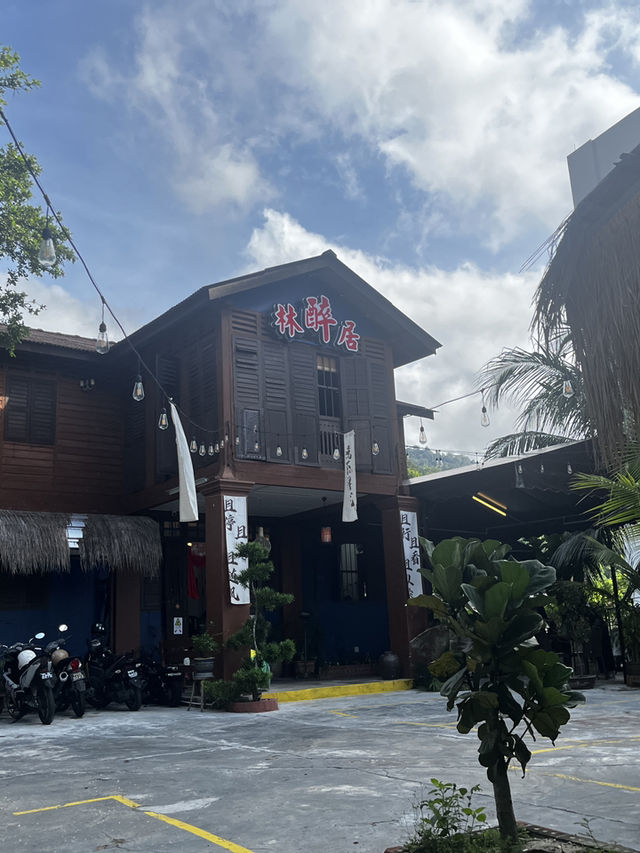A hidden gem for  Penang authentic local food -  ChooiLimKoo Cafe
