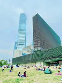西九文化區的藝術之旅🎨🏙️