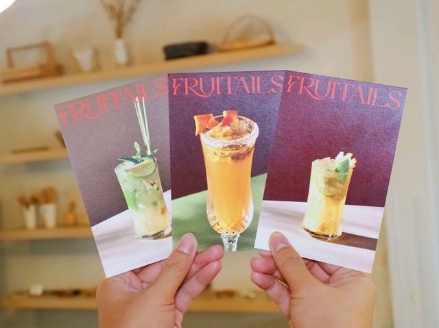 พิกัดหลบฝนใจกลางเมืองแวะดื่มชาสกัดเย็น