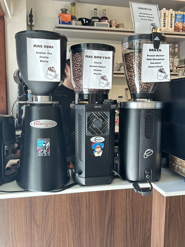 The.p cafe talk&tell