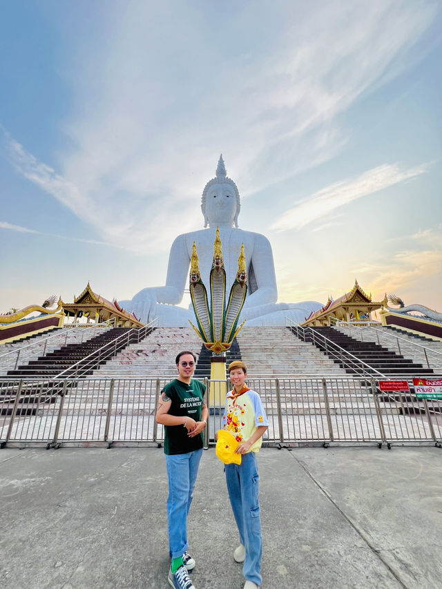 วัดม่วง อ่างทอง