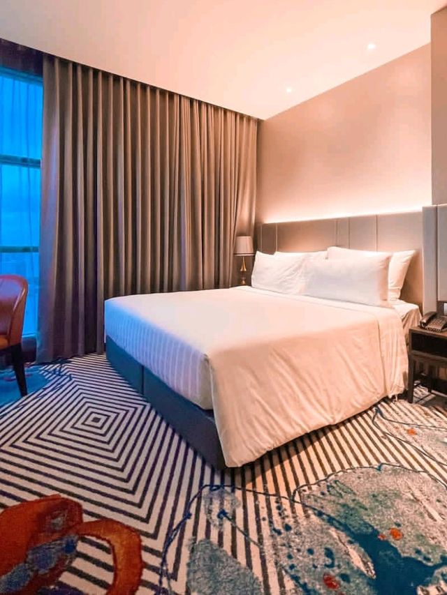 🌅 Chatrium Riverside Bangkok – Scenic Stays with a Splash of Luxury