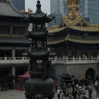 上海靜安寺 去感受下城市中的一片淨土吧