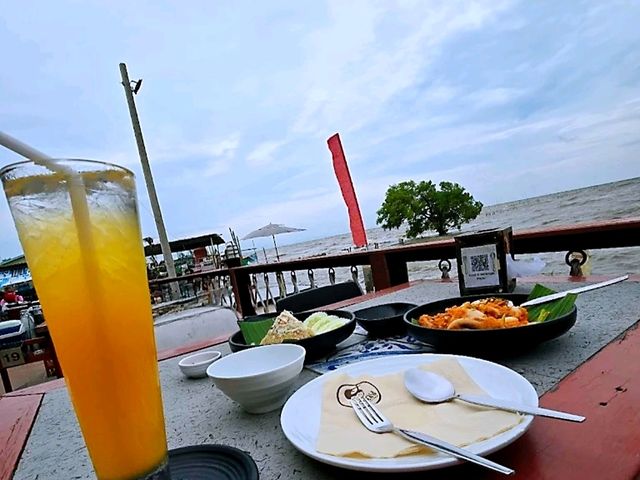มอเกน บางปู
