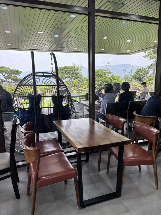 구례 플라타너스 카페에서 통창 구경하기🫡