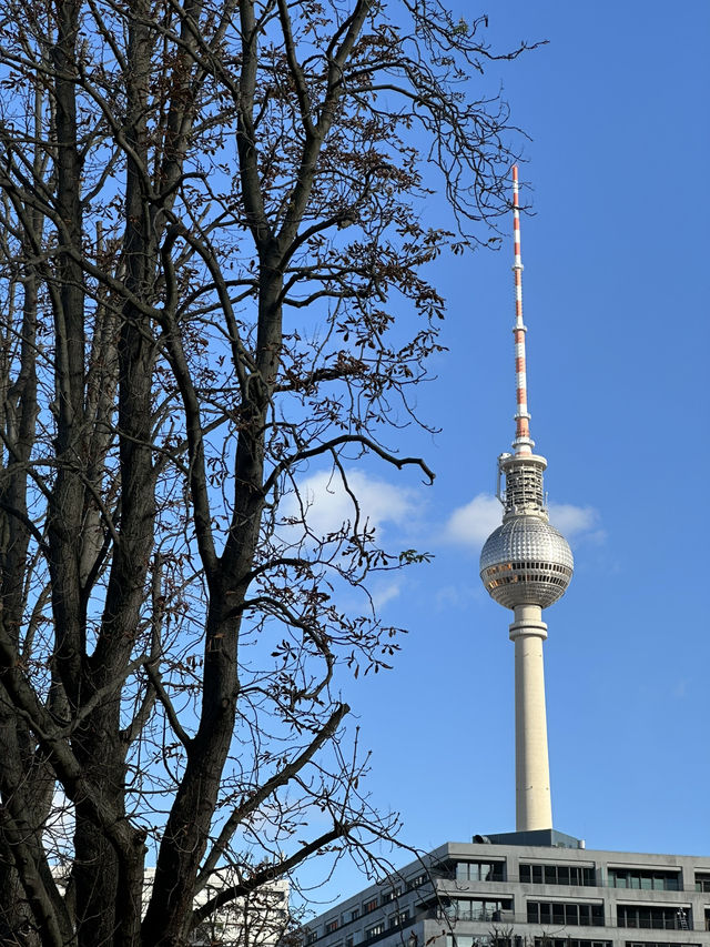 Free walk and free views in the city of Berlin 