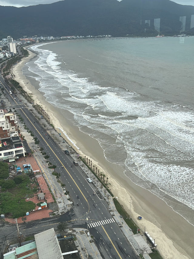  🌴【越南峴港】海天一色的寧靜療癒之旅 🌊🇻🇳