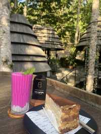 While Are You Here- My Jungle Café Dream in Bali 