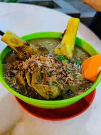 Beyond the Bowl: Muar Soup House – Where Authentic Flavors & Big Portions Reign!