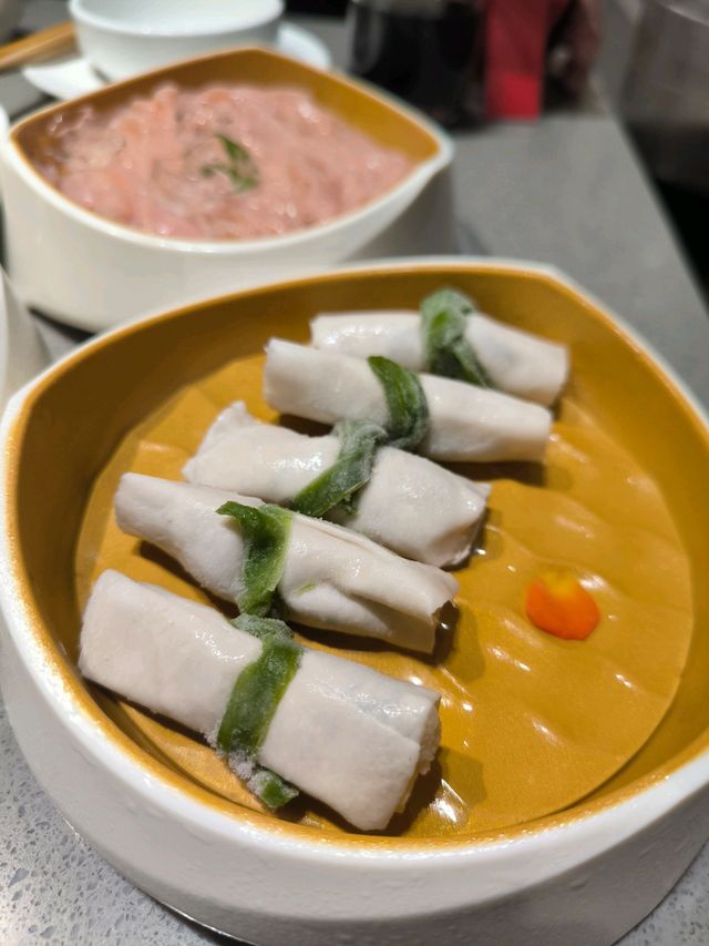 [海底撈火鍋],食物好味,環境舒適,服務稱心,抵讚！