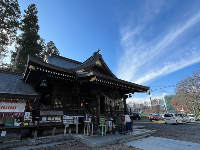 ⛩️ Tranquil and Revered – A Quiet Stop at Sakurayama Shrine