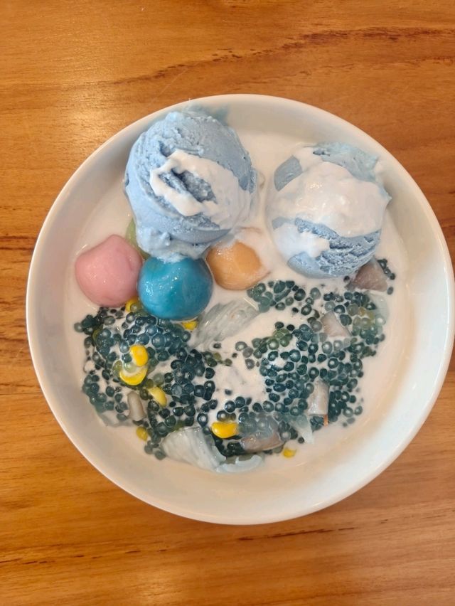 ขนมหวานชื่อดังจากเชียงใหม่ มาเปิดใกล้เมืองทองแล้ว