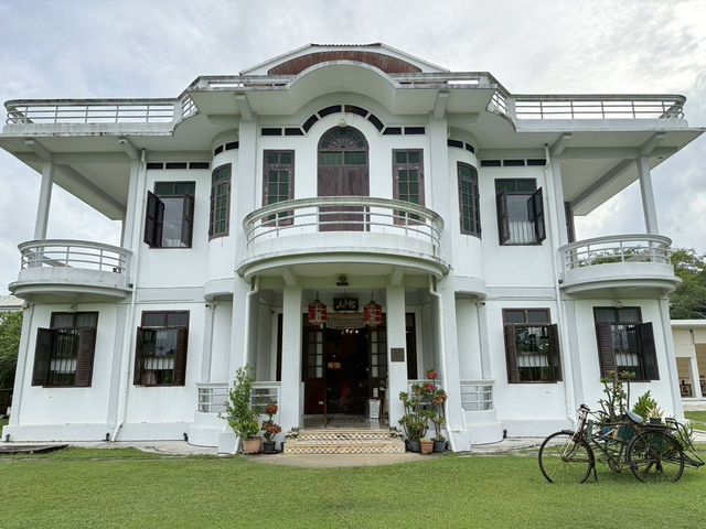 บ้านอาจ้อ ภูเก็ต