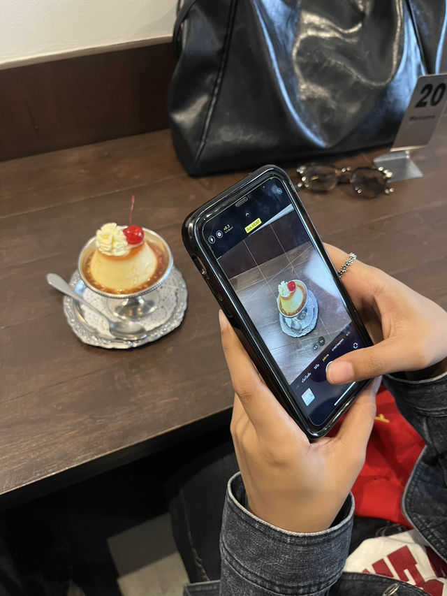  ⸻  🎨 คาเฟ่ Heiwa kissa  – คาเฟ่ชิลล์ ๆ 🗯️