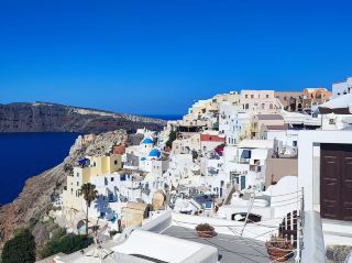 A World of Blue and White: Falling in Love