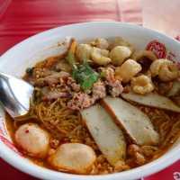 ก๋วยเตี๋ยวป๊อก ป๊อก บางแสน