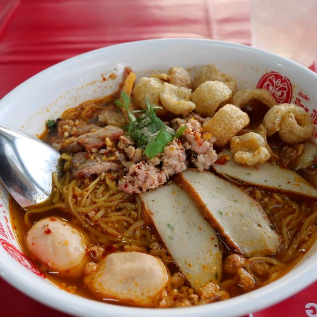 ก๋วยเตี๋ยวป๊อก ป๊อก บางแสน