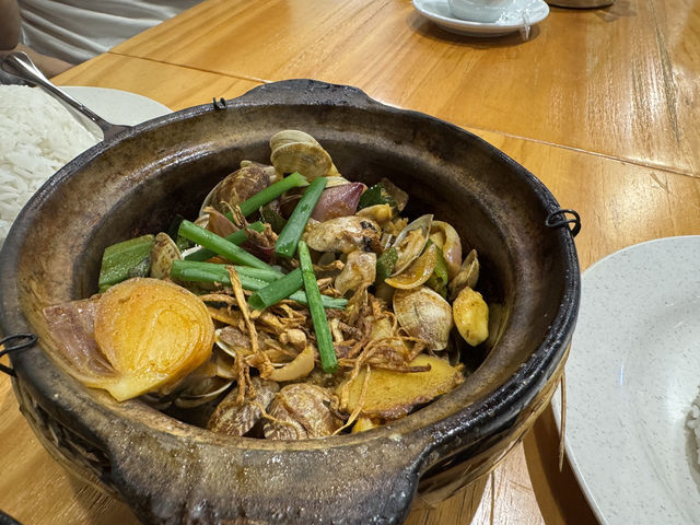 🍽️ Review: Lao Pa Sat (LPS) at Eco Botanik – One Spot, Many Cravings Satisfied