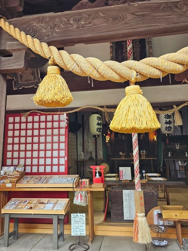 金澤河畔祈願地〔淺野川稻荷神社〕