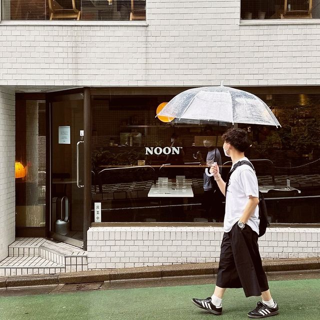 PARLOR NOON cafe