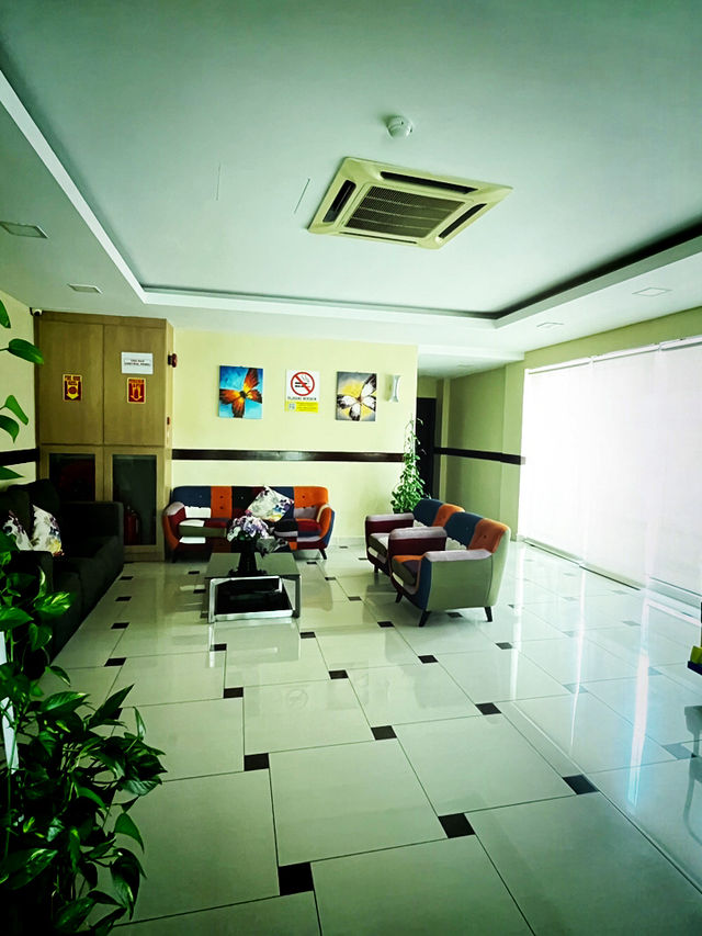 ⭐ Summer Getaway at Setiawan Mornington Hotel