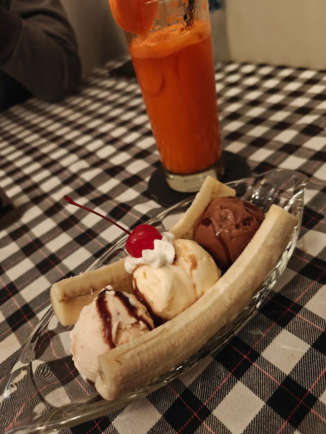 Teras Café, Batam’s Romantic Bite Spot