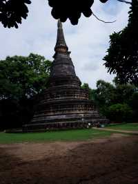 วัดอุโมงค์ (Wat Umong)
