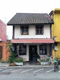  The Shelter Coffee , Phuket 