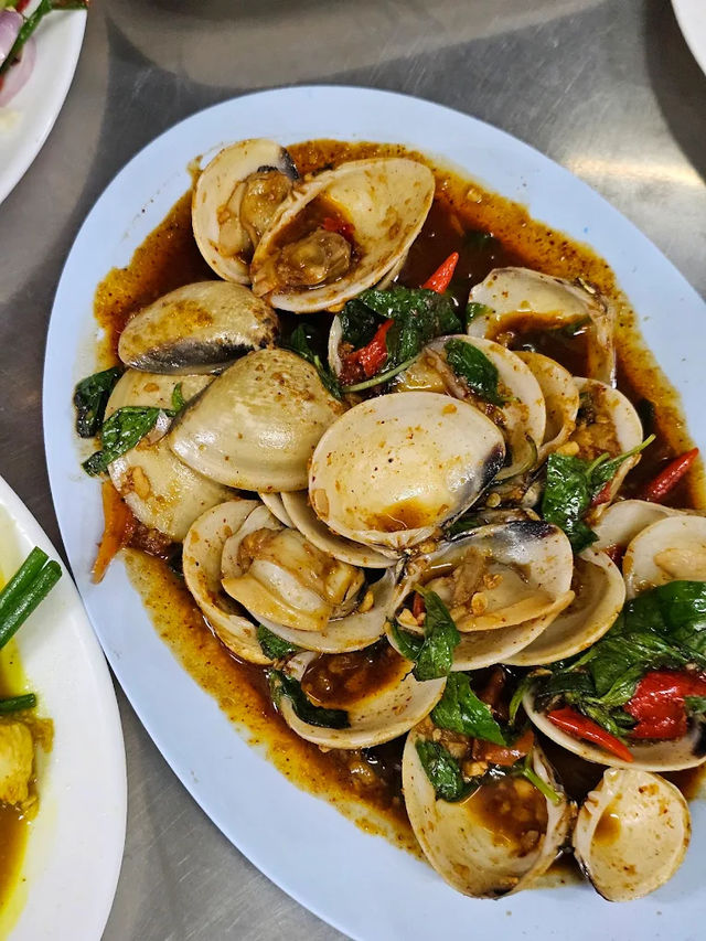 📍 รีวิวร้าน “ครัวเก๋ากึ๊ก ภูเก็ต” ร้านอาหารอร่อย