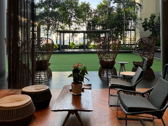 The Living Tower – My Green Escape at Oasia Hotel Downtown Singapore