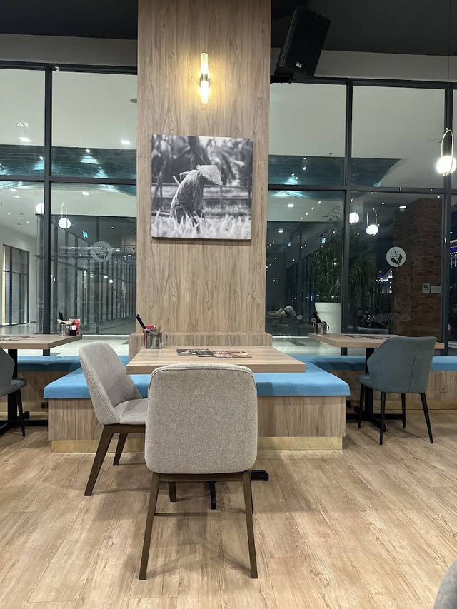 Soi 55 Thai Kitchen Malaysia, Bold Thai Flavors in a Contemporary Setting