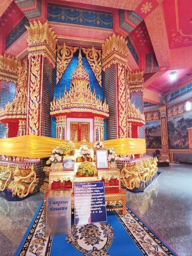 มาเยี่ยมชมความงดงามอลังการของวัดบางเหรียงกัน