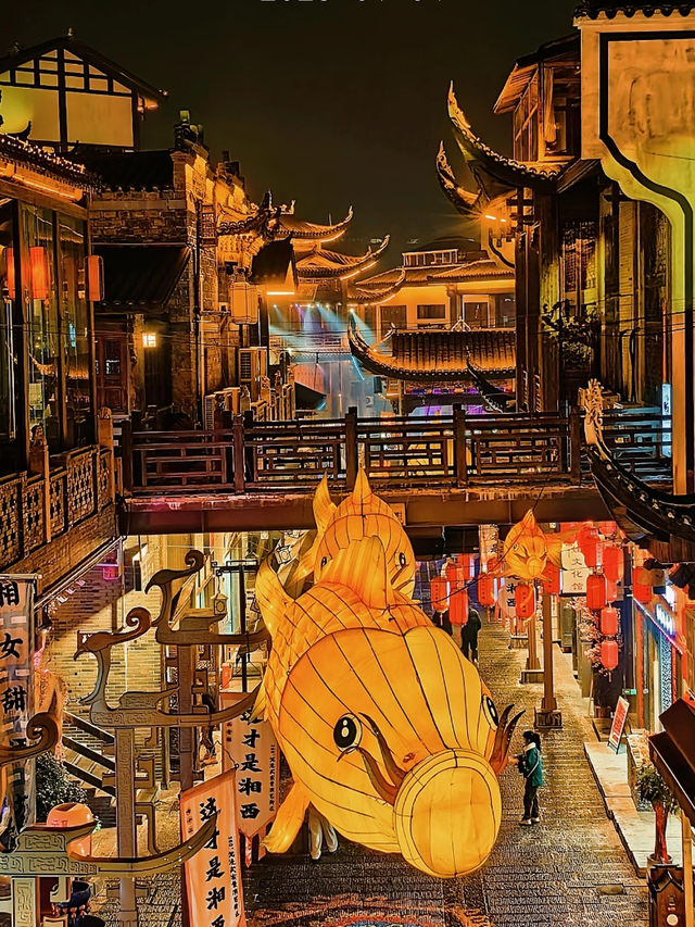 🏯 Qilou 72 Wonders Travel Guide