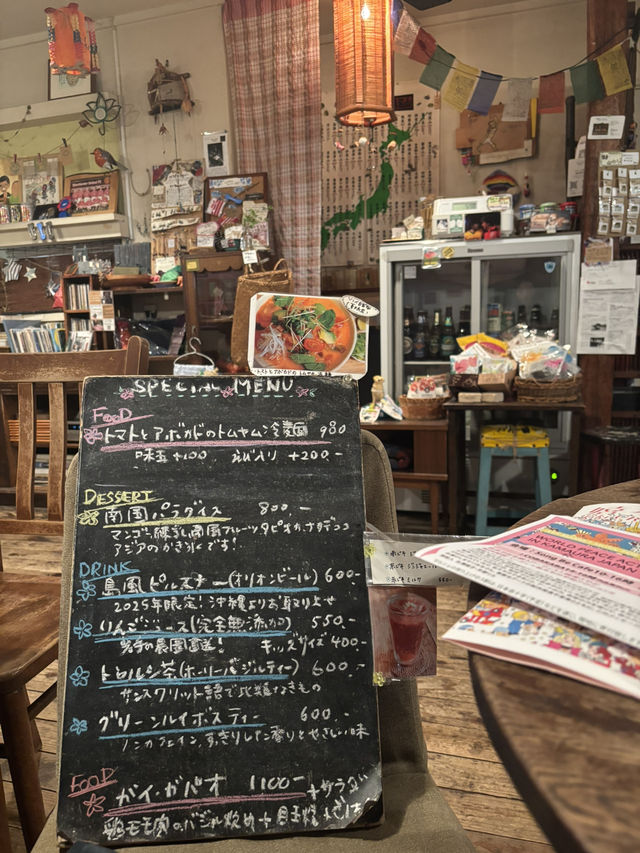 電車の音と灯りに包まれる、鎌倉夜さんぽとソンべカフェ体験🚃🌙