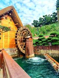 Tranquil garden in heart of the city