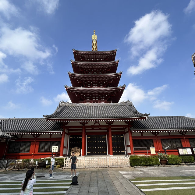 Reaching for the Sky: The Five-Storied Pagoda of Sensō-ji 🗼