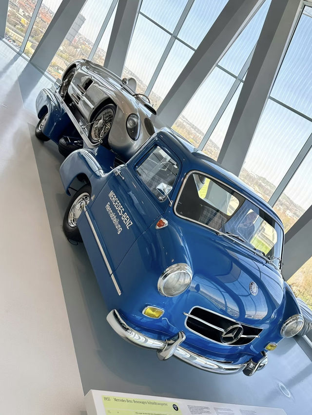 Mercedes-Benz Museum – A Journey Through Automotive History in Stuttgart