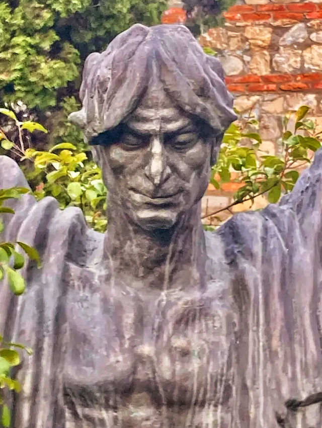 🌄 Mtatsminda Pantheon – Resting Place of Georgia’s Great Minds