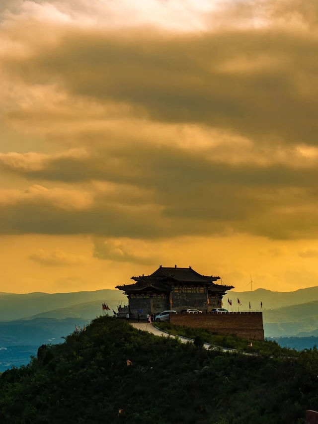  Tianshou Mountain – Where Nature Meets Spirit ⛰️