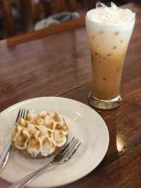 Joma Bakery Cafe ☕️ หลวงพระบาง 🇱🇦