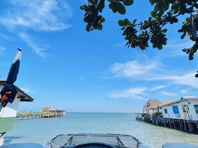 BAAN TAH BANGSARAY ที่พักติดทะเลสุดชิล ฟีลดี