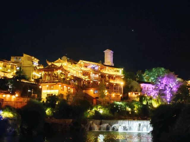 芙蓉鎮:淡粧艶沫兩相宜! 芙蓉鎮:淡粧艶沫兩相宜!