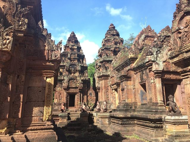 Serene Siem Reap: Temples and Tranquility 🌿