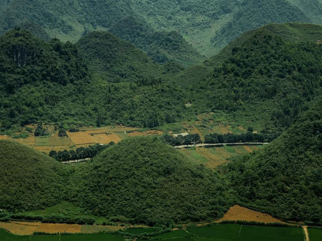 Along the way to Ha Giang Vietnam 🇻🇳 