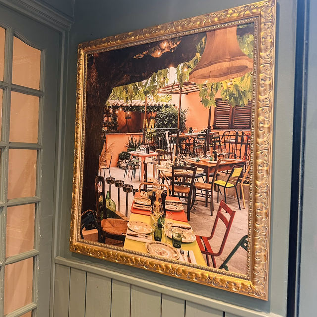 Welcoming restaurant that is a hidden gem !