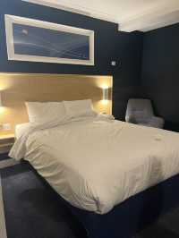 A night at Travelodge Luton 🇬🇧