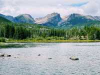 Estes Park – The Ultimate Theme Park in the Rockies! 🏔️  