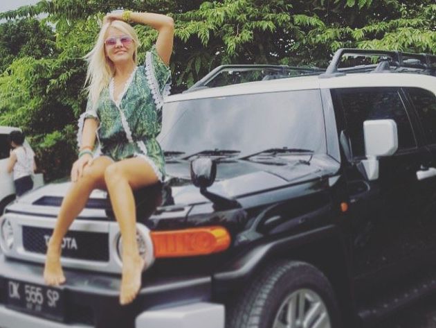 tribalstyle version of the Bali 7day travel guide like youre telling your bestie
