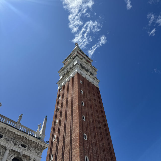 A perfect blend of comfort and convenience — made our Venice trip truly memorable!