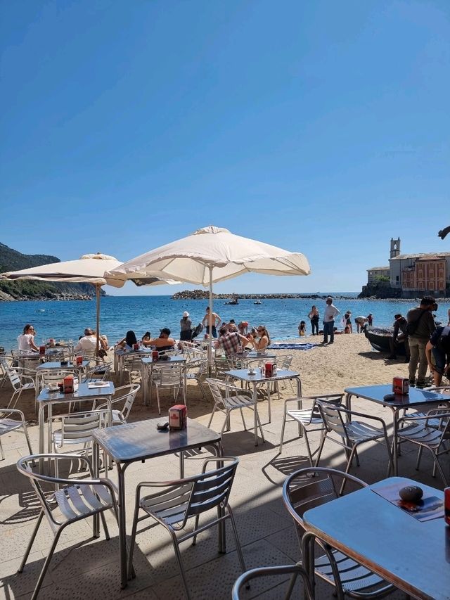 🛥 Sestri Levante – A Quieter Alternative to Cinque Terre